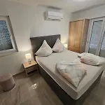 Apartment Botic Trogir