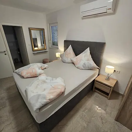 Apartment Botic *